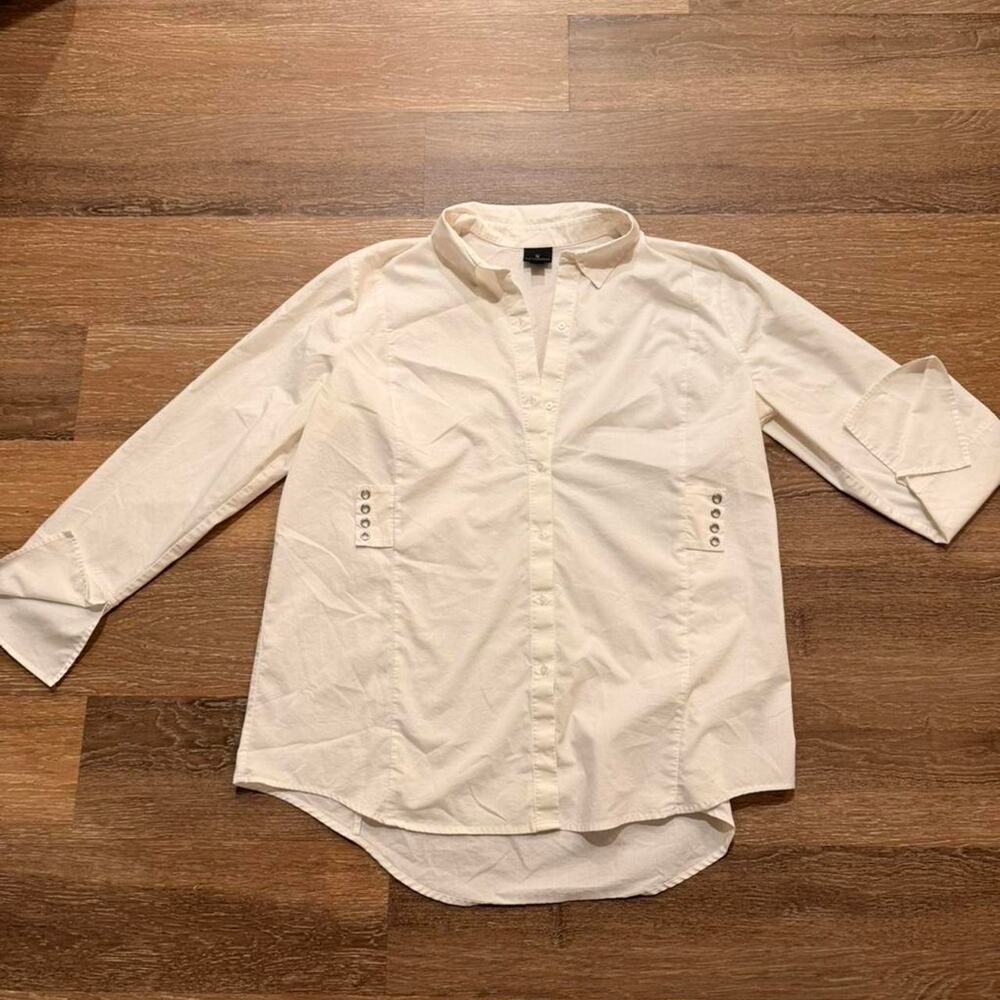 Worthington white button up shirt